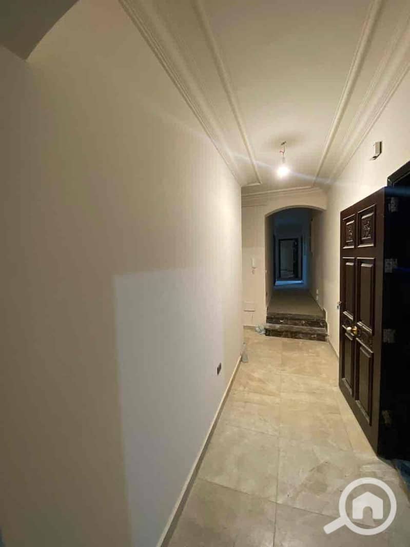 12 d065bb2c-c847-43f2-887b-52291177767e. jpg