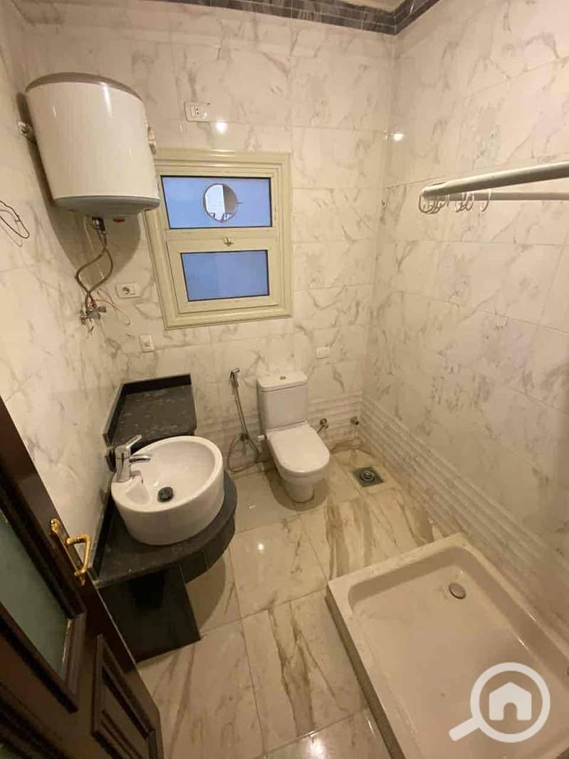 26 13564d58-5fc2-4dca-9898-1a39378bed00. jpg