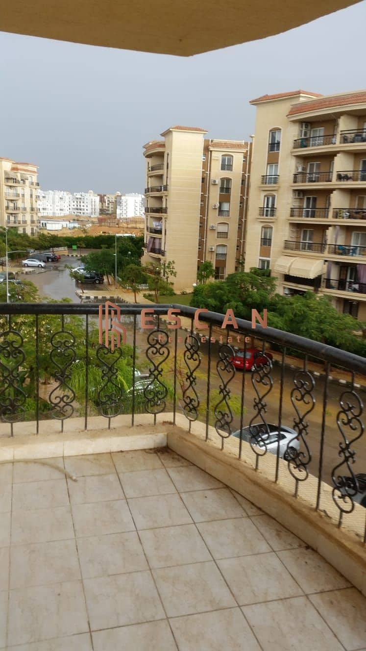 15 eee004b0-62f8-4681-88ed-8b4f37075314. jpg