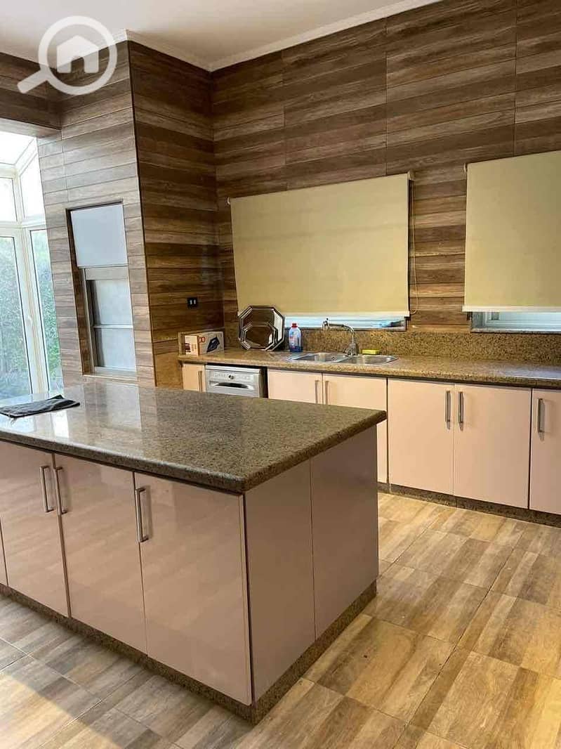 16 f747a1f7-133b-44cf-a7c6-2d02de9293f4. jpg