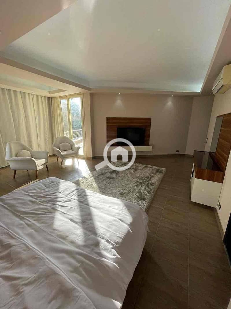 24 f3f411fb-4027-4c6d-913a-cf7c2c3e190f. jpg