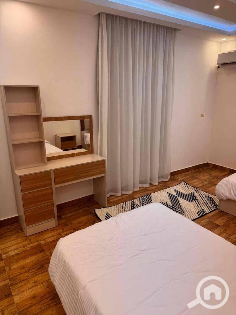 30 ea0f8f81-edf1-40d4-ae7c-f7ca5e560cfe. jpg