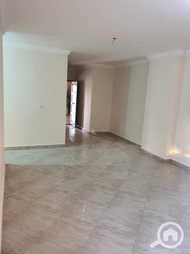 3 b15f149a-2bea-4ed2-8e7b-f48674cca776. jpeg