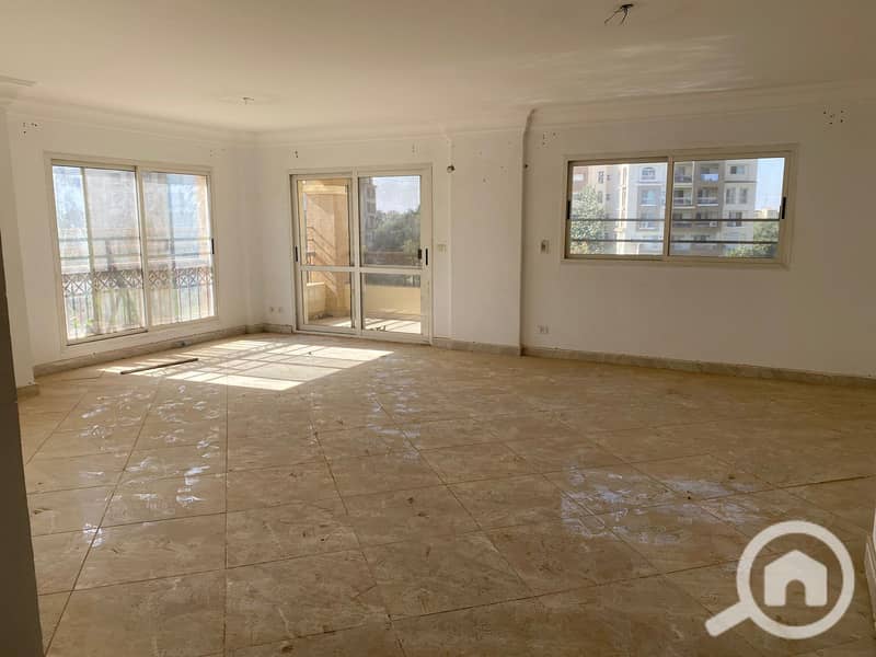 2 7fe048ed-ed43-40e7-8998-7b4309b2bbda. jpg