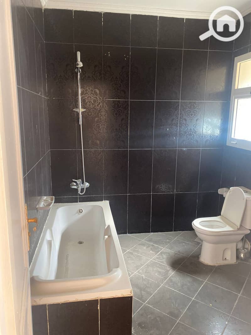 13 3ef56218-df37-41b4-b2b4-623f7a542e11. jpg