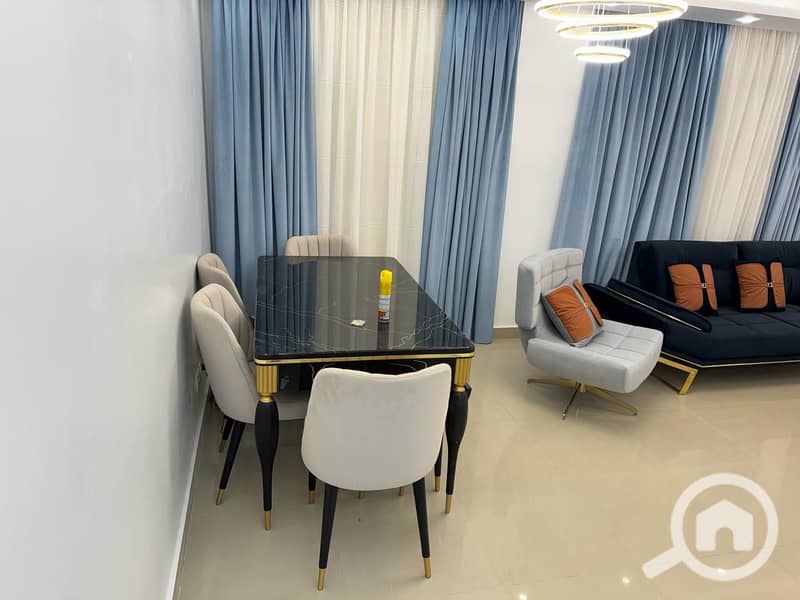 3 5c3c74af-b35d-4561-ad01-6a0628388364. jpeg