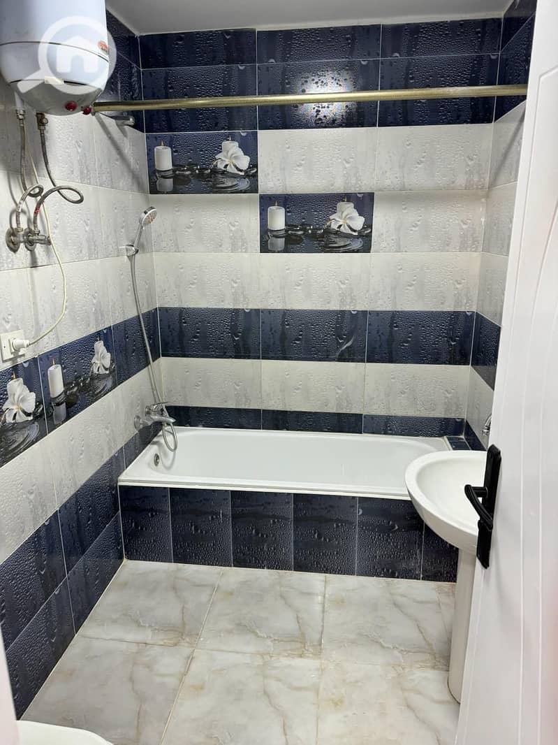 6 a6121a9b-8d67-4fa7-aecb-c99377036f61. jpeg