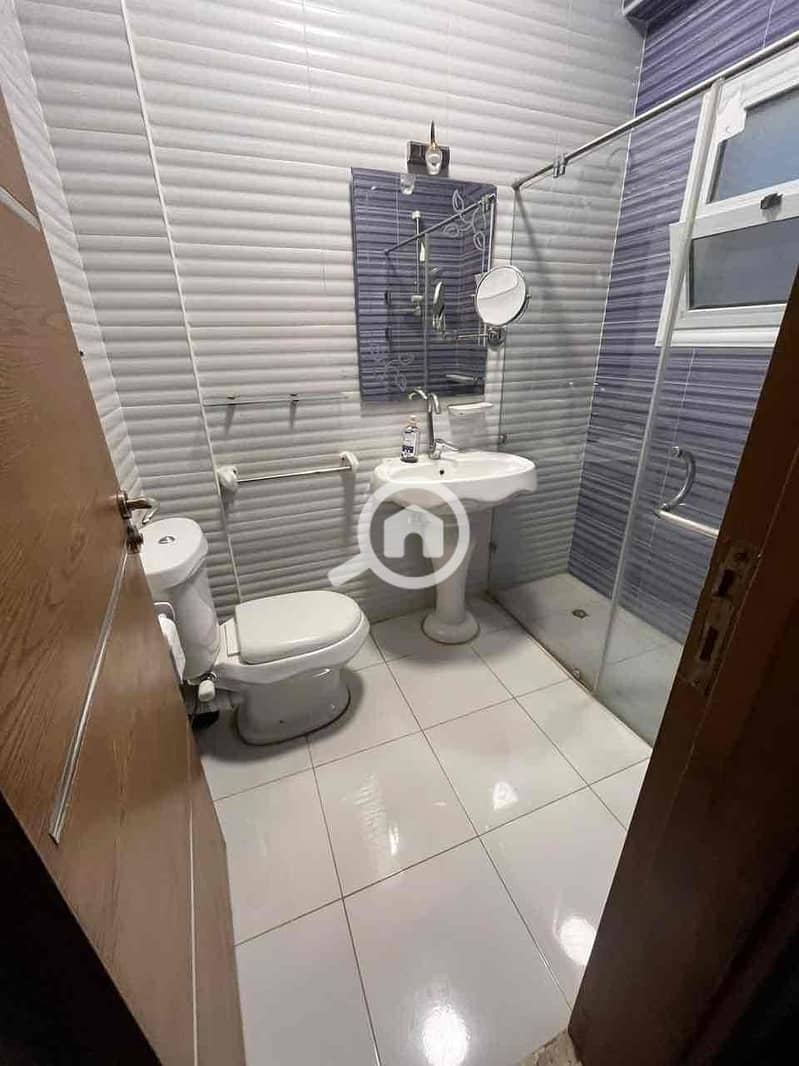 6 e3b25d34-8082-41e4-ba08-a1389b880743. jpg