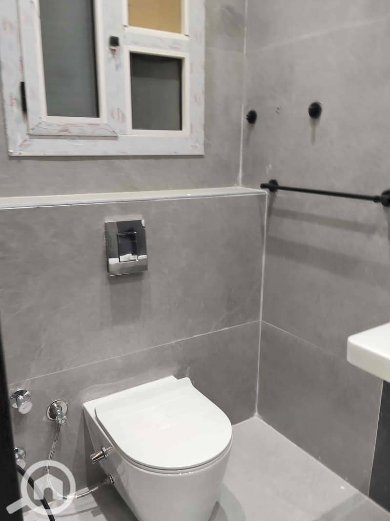 14 ecae906c-a7ec-4a8f-9ff4-fa5238a3a48a. jpg