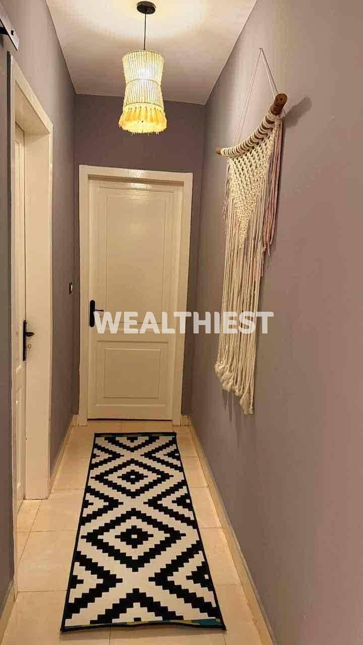 7 9ed18b31-dbaa-4f15-81f8-85200e604c21. jpg