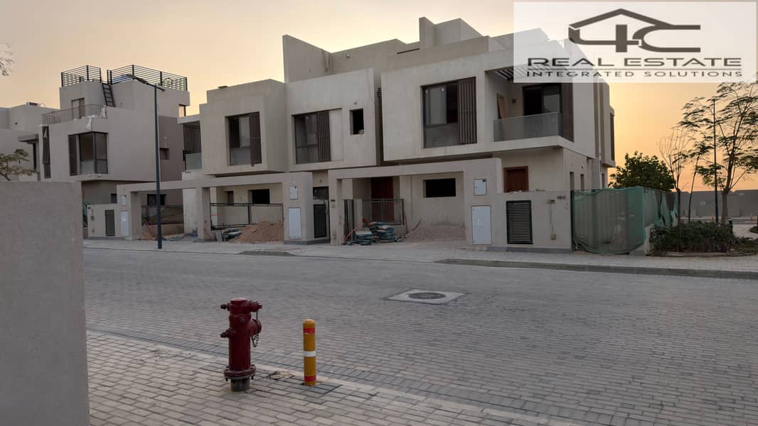 13 2025_12_23_16_38_IMG_1868. JPG