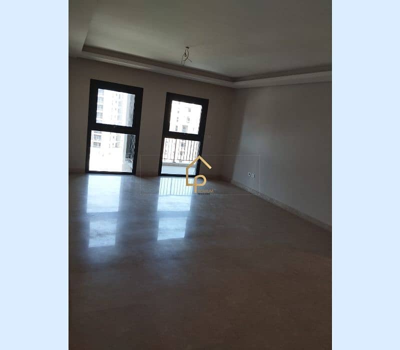 10 WhatsApp Image 2025-08-17 at 2.28. 03 PM. jpg