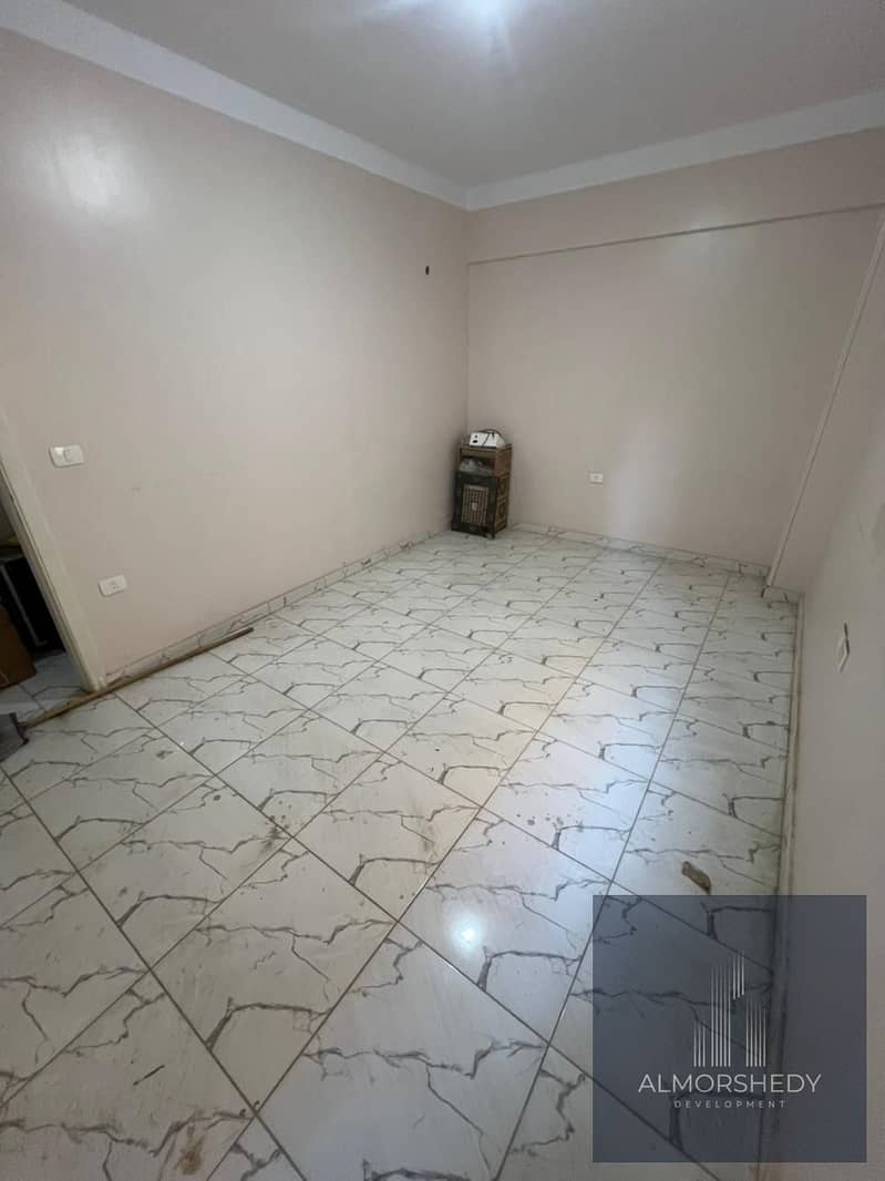 4 02f3d7d7-641e-4a3b-bd10-5ad8d8c642c7. jpg