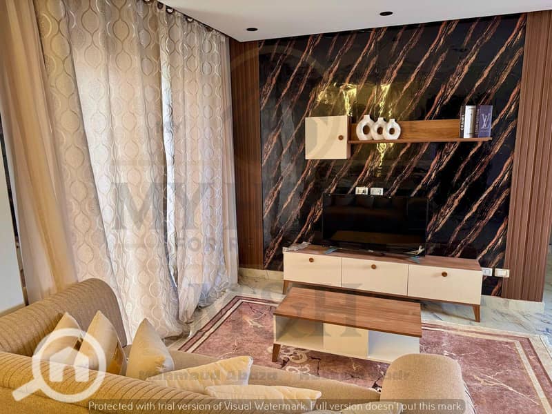 7 b39f958a-32ae-4a5e-a2ad-e6a488df677b. jpeg