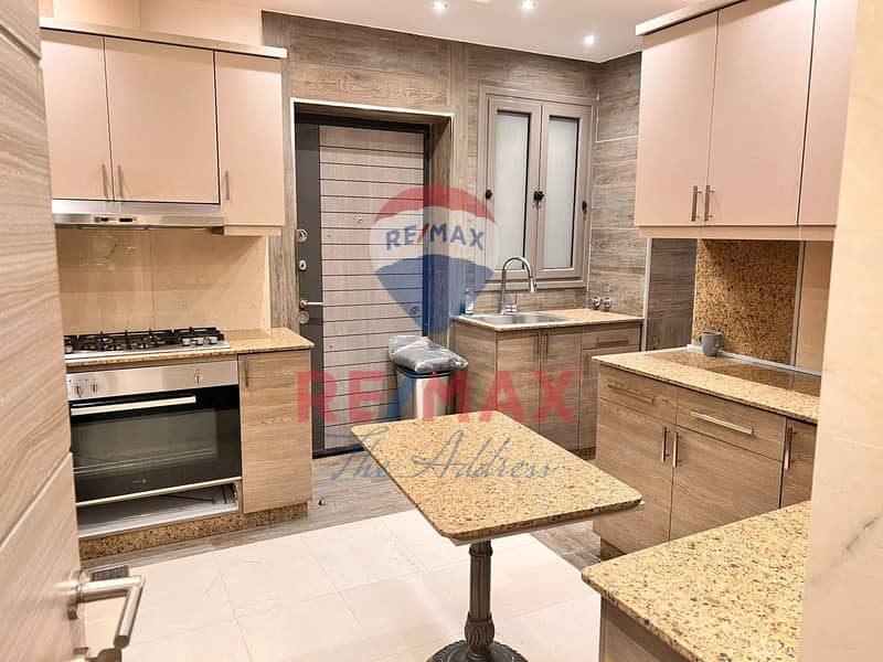 3 814ba2f7-fef8-418f-ae70-1d3d7e574e2b. jpg