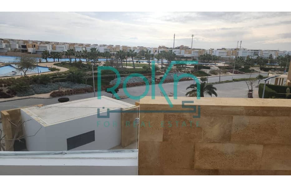 3 edc921a8-7290-4593-ae6e-d6237c59722a. jpg