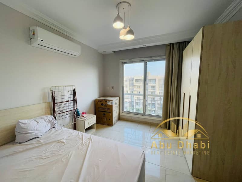 6 5db5af04-fec9-4510-b05d-941c86b57ded. jpg