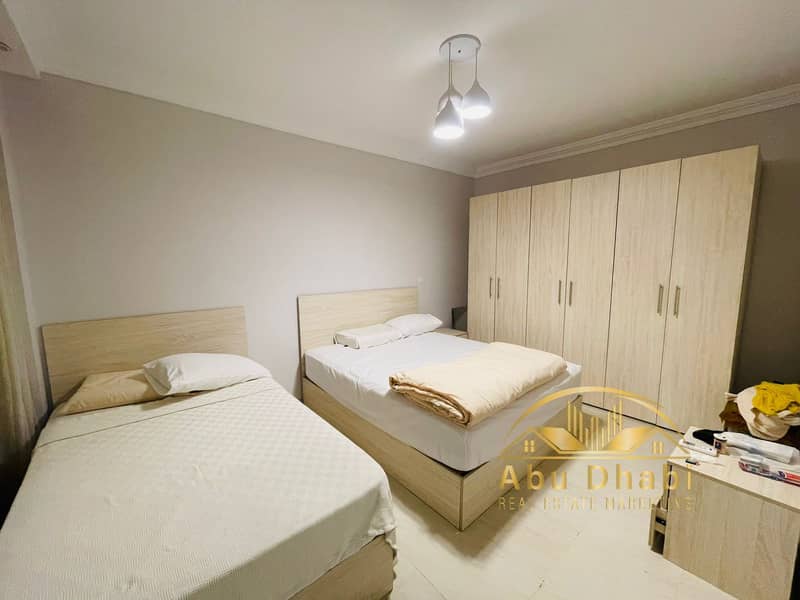 8 4ace0cf4-b5fa-4f5a-8e19-7eb777dd86f3. jpg