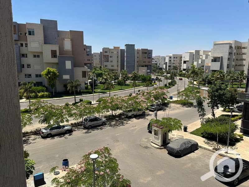 4 44747337-4b5c-40a0-bc03-5085082dc03d. jpg