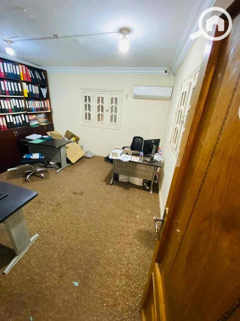 26 410cc56d-9646-409a-856d-fb26913e724a. jpg