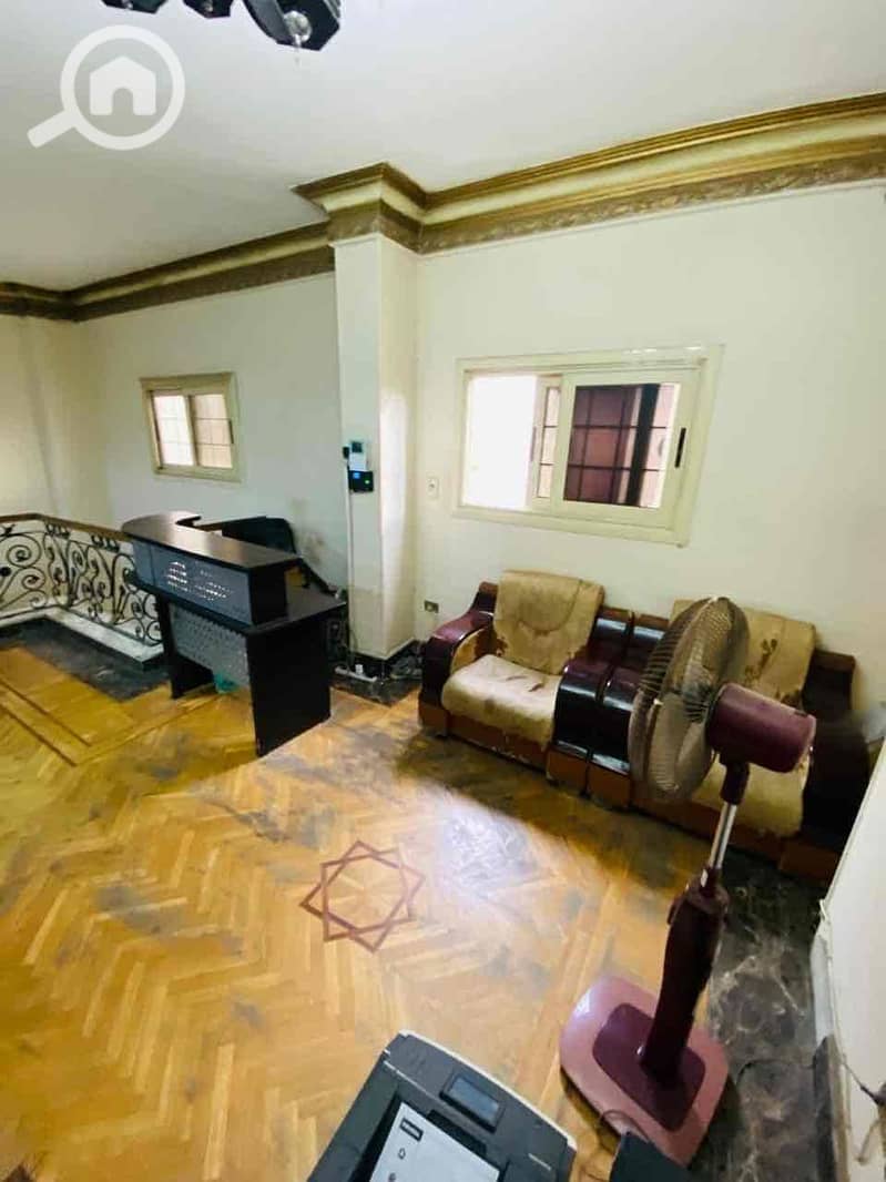 37 8900519e-4b2a-47ee-9d2f-09c1ddbd7a77. jpg