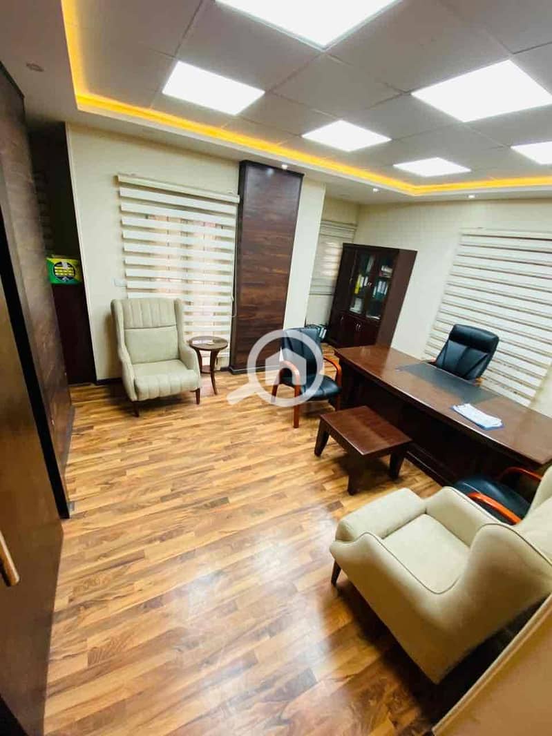 40 b95c5224-10ab-4e3a-94c1-fc7043777323. jpg