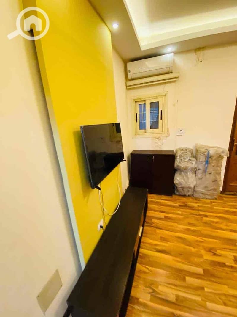 42 4dfa0df6-a195-45e4-86b7-9ddac7e0437b. jpg