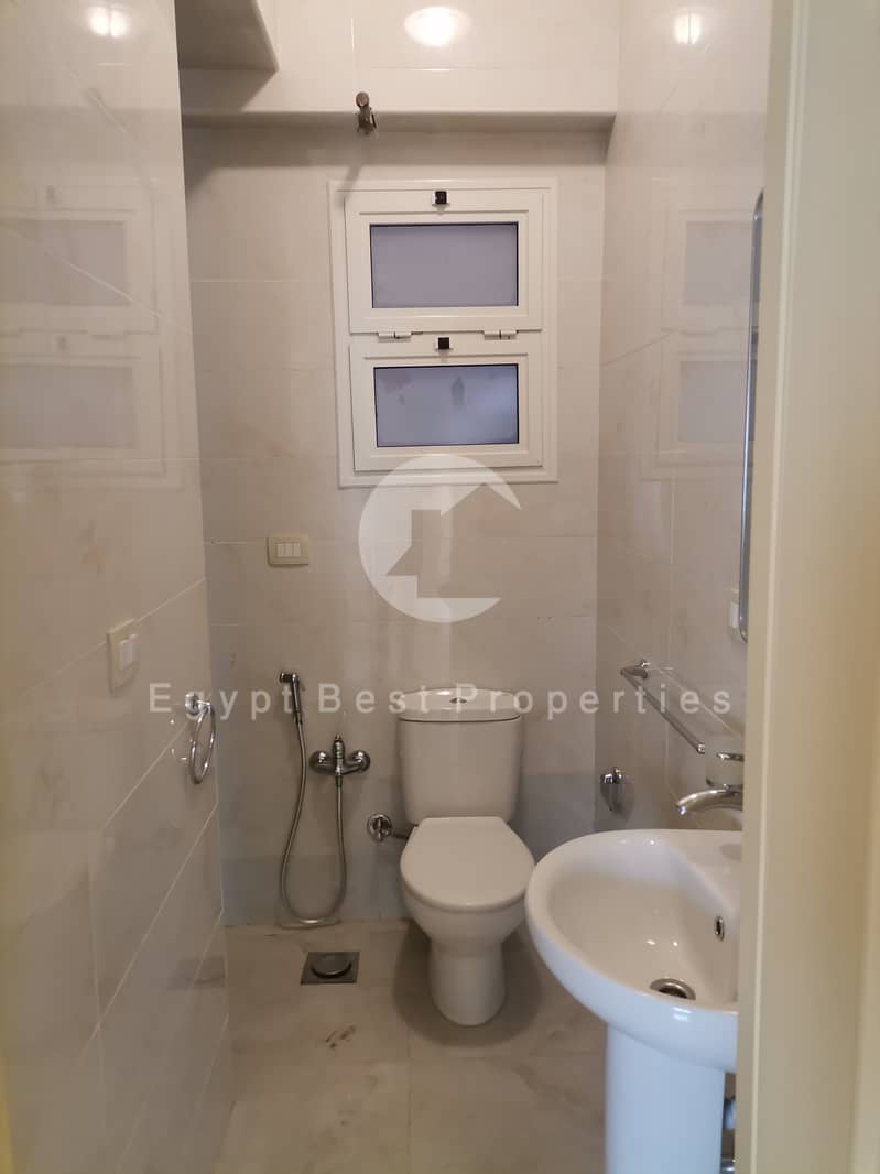 5 7fdf5a22-bb13-449f-8ee0-163074a1e57e. jpg