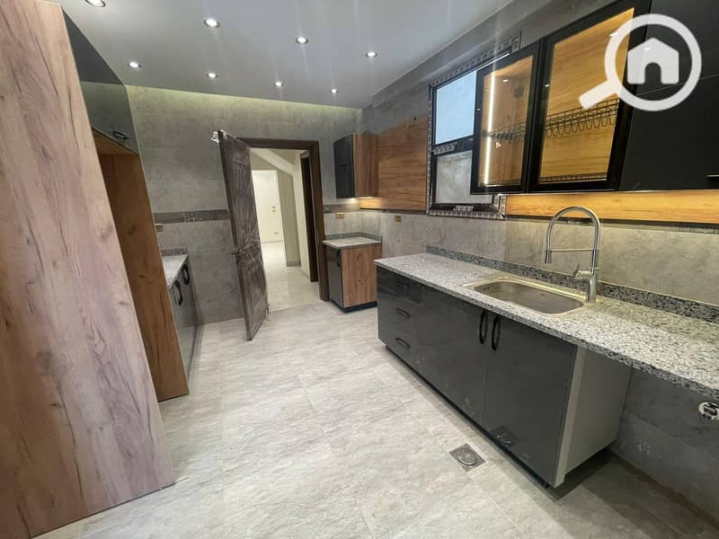 2 WhatsApp Image 2025-02-17 at 12.26. 19 PM. jpeg