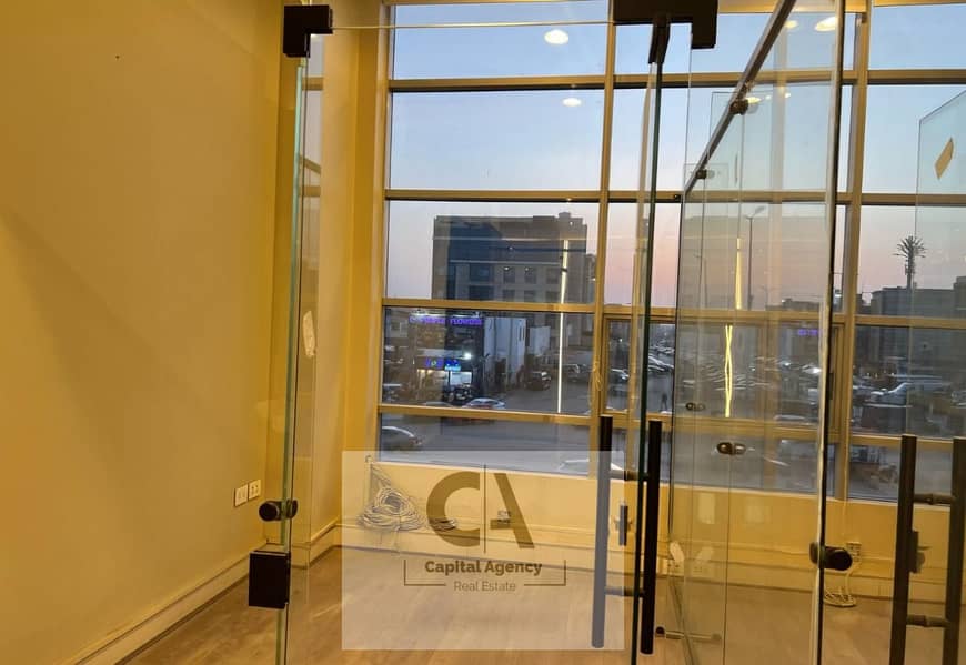 2 2f0aa63a-dcdd-484d-a801-3b5e24d9d6a3. jpg