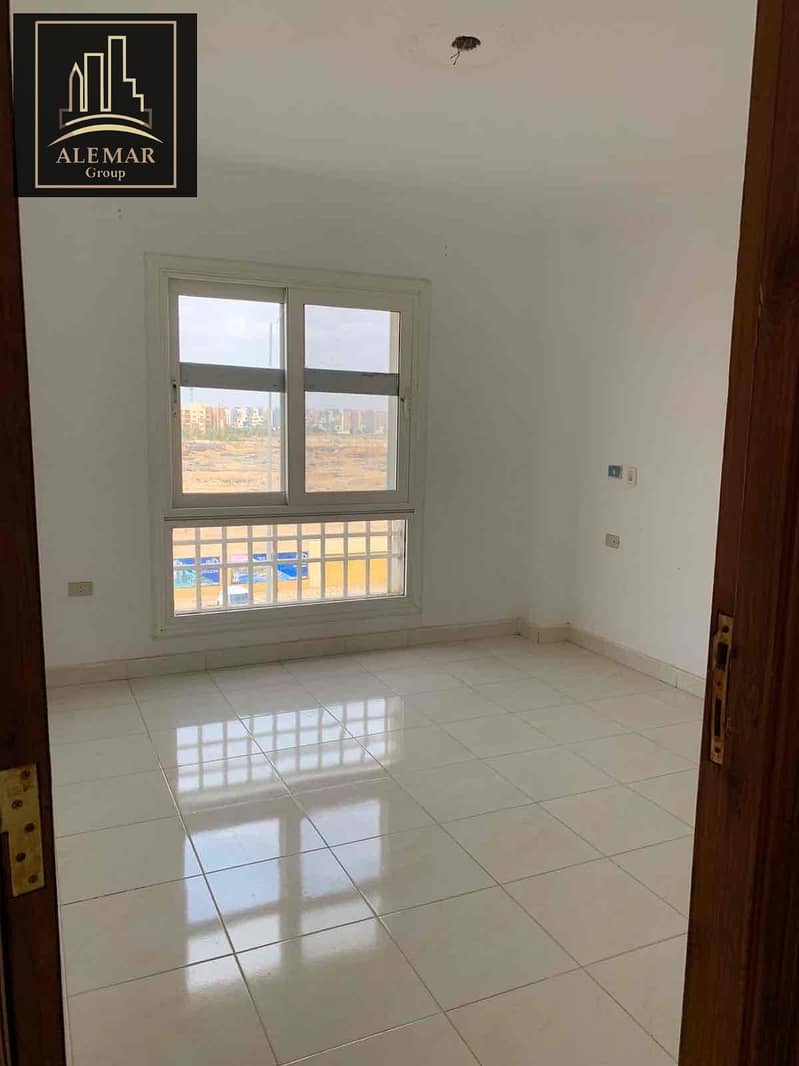 10 5d591935-147e-4923-b775-8db9138beea2. jpg