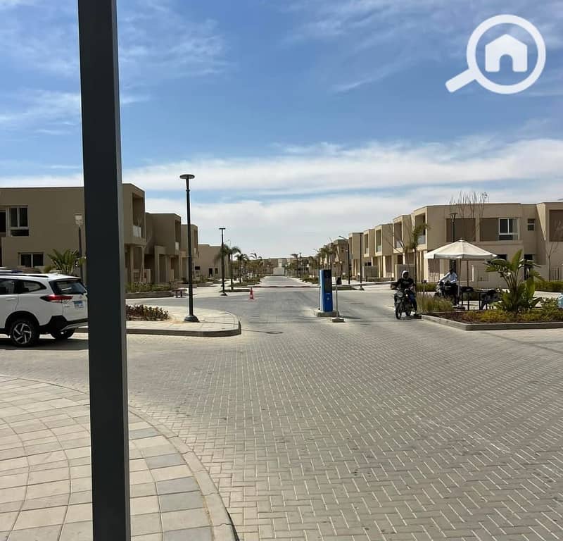 6 WhatsApp Image 2025-03-29 at 2.44. 01 PM. jpeg