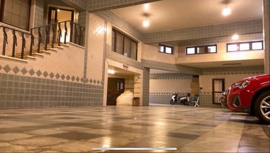 11 Bedroom Villa for Sale in New Cairo, Cairo - فيلا للبيع في التجمع الخامس بالنرجس