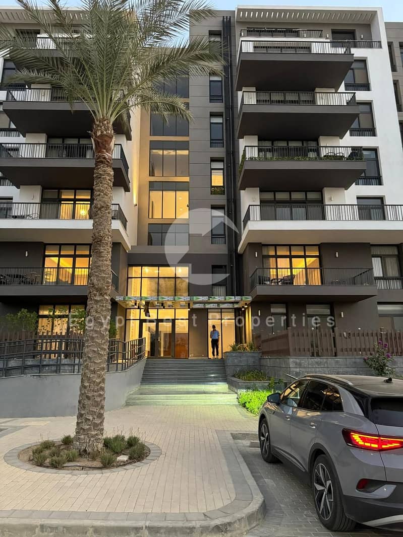 3 4d1ca4bf-da61-4b4b-ac77-7f6427b50510. jpg