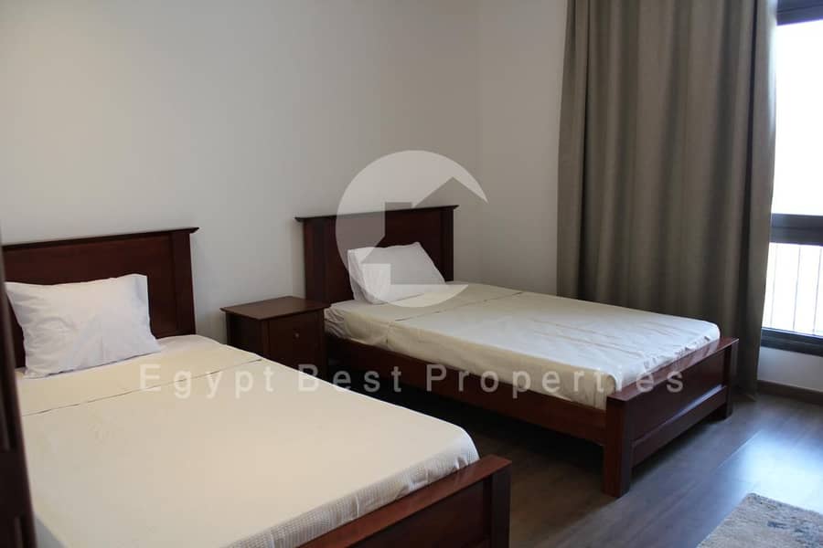 6 37f0ab17-fc96-4029-bb99-e49434912a55. jpg