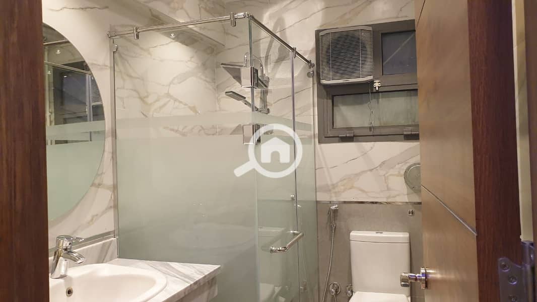 6 64c15be6-ff5a-41e9-86ed-6dc61eaefaa0. jpeg