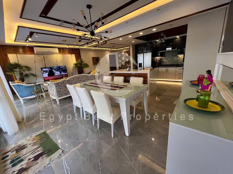 4 7fefdf21-ba65-4ba4-97b6-6bb5c28e5248. jpg