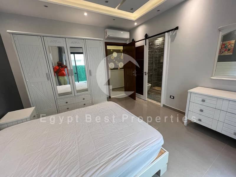 12 e6ccb679-9ae9-40e0-8437-0d9a350faa55. jpg