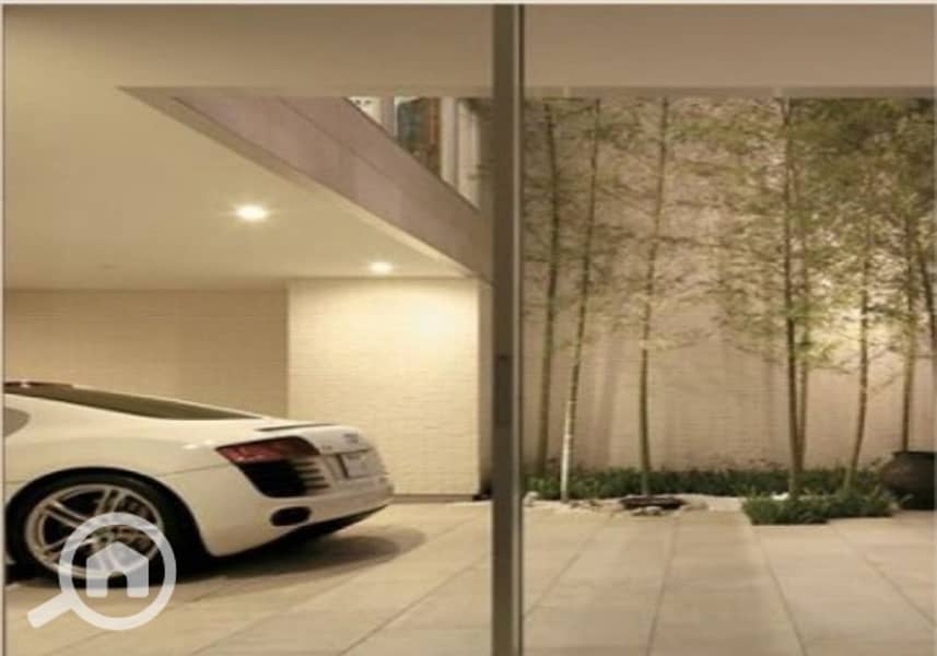 6 under ground parking. jpeg