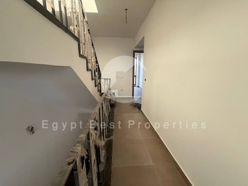 2 8b62b4a3-6b2d-4889-bcb6-4ef60d53905f. jpg