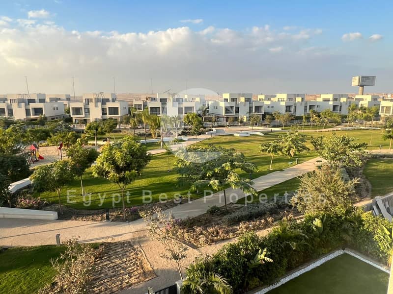 5 018c9294-01db-42b2-a874-d1f5b8f8ffae. jpg