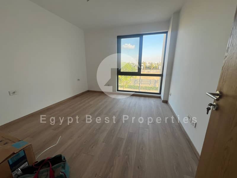 8 f41c8d43-ee14-4ca2-877b-72ee3b99eec6. jpg