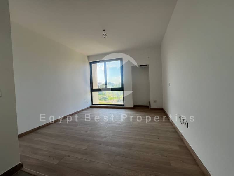 10 f4534c03-0ca6-4259-9717-97abc31d04d7. jpg