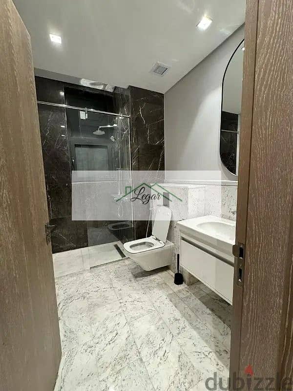 7 02499c57-e0fd-4e1b-841f-0b2711027a88. jpg