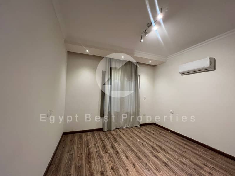 2 2281c2c5-290f-4c68-9d43-ff374a1ca249. jpg