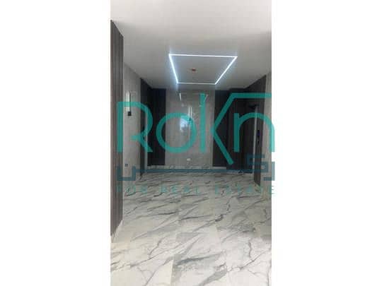 10 db9c1040-49fc-4a59-a910-bed38412427f. jpg