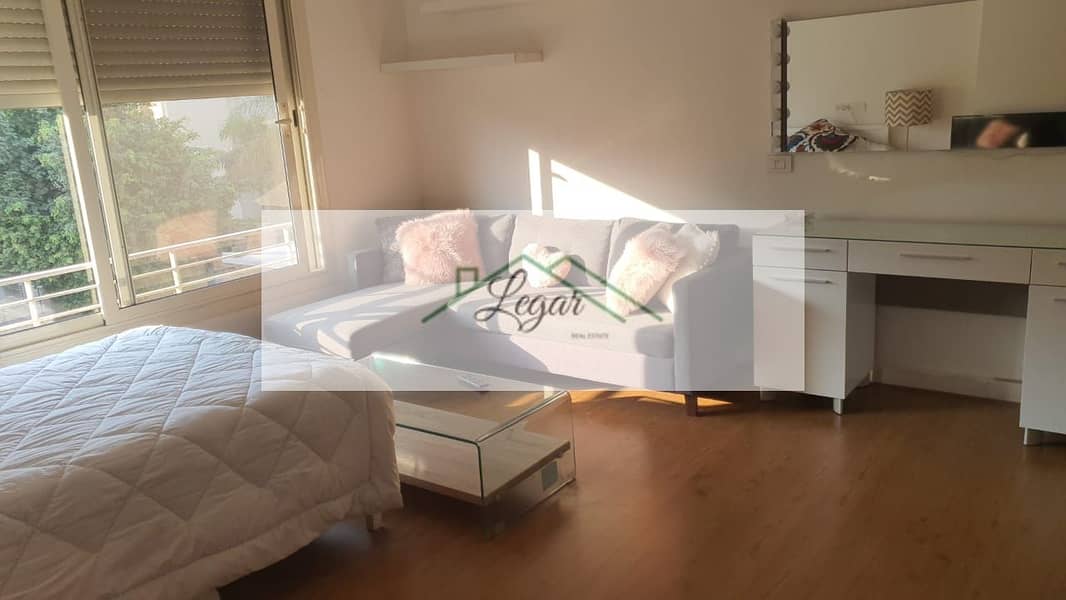 6 379c9a95-195f-4c7a-82b4-d7f6d616993b. jpg