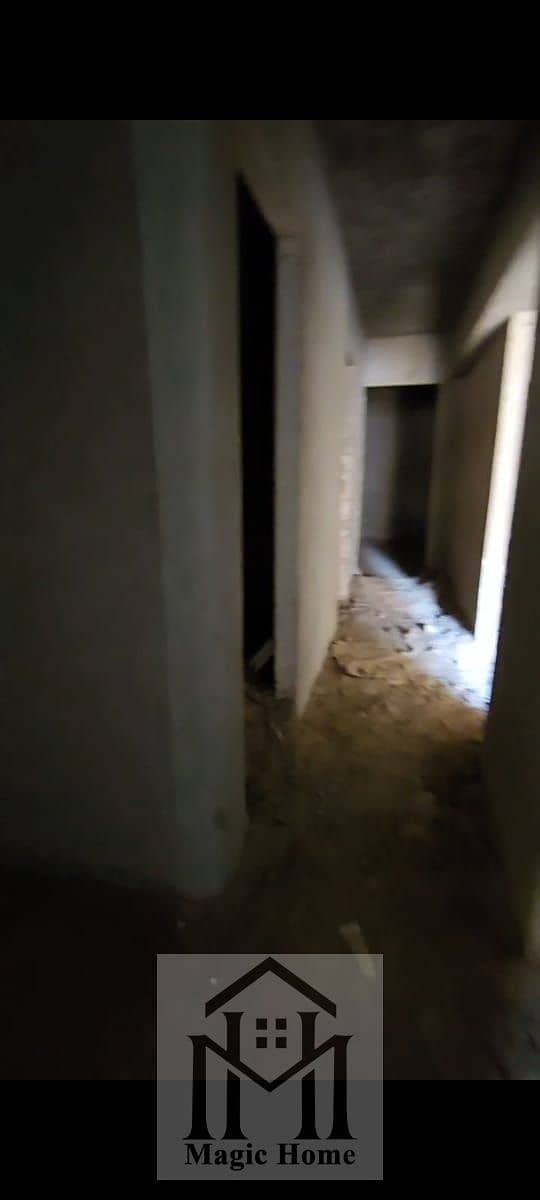 13 586a73e6-673a-4a79-8530-89c163a2a18f. jpg