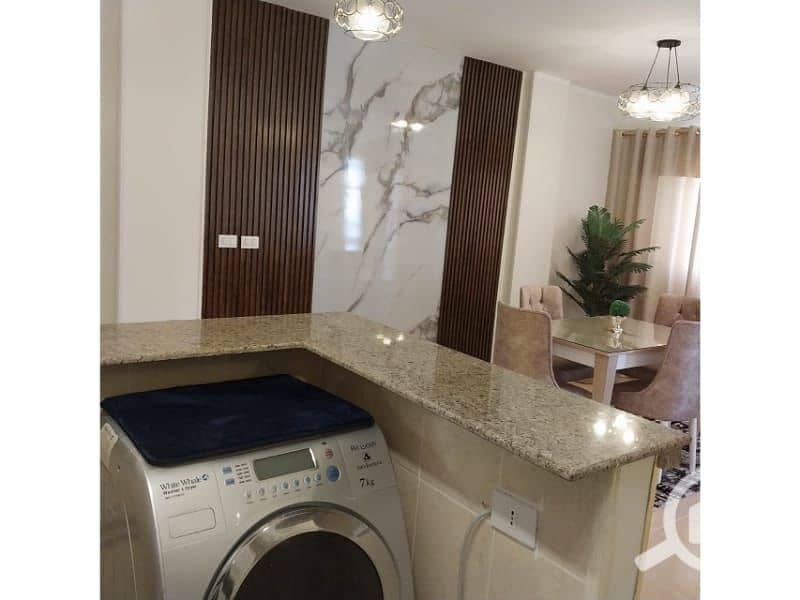 7 ad1ebc2b-8747-4f48-934e-c0c278ee4c95. jpeg