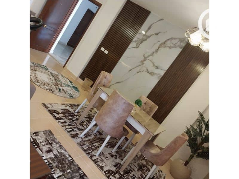 9 e173413d-33db-47a9-92b5-19c37ddfdda9. jpeg